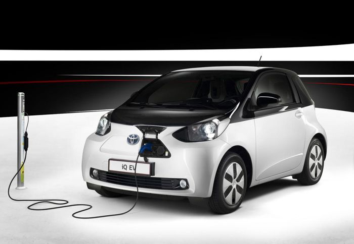 Το πρωτότυπο ηλεκτρικό iQ EV ή εν συντομία eQ, θα παρουσιάσει στην πόλη του φωτός, η Toyota.